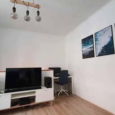 Apartman Joli T2- Centre - Parking Gratuit - Wifi