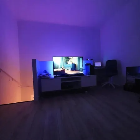 Apartament Joli T2- Centre - Parking Gratuit - Wifi